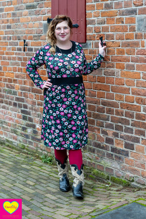 Peggy jurk  - vrolijke warme jurk - bloemen liefde