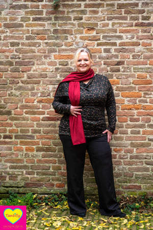 Priscilla Sweater - retro chantilly