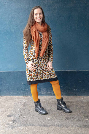Maddie dress - retro cheetah- warme winterstof
