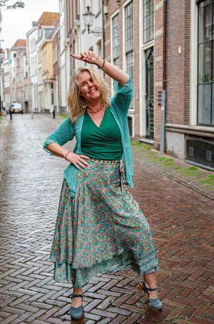 Silk skirt - made by Tantilly - spring time!