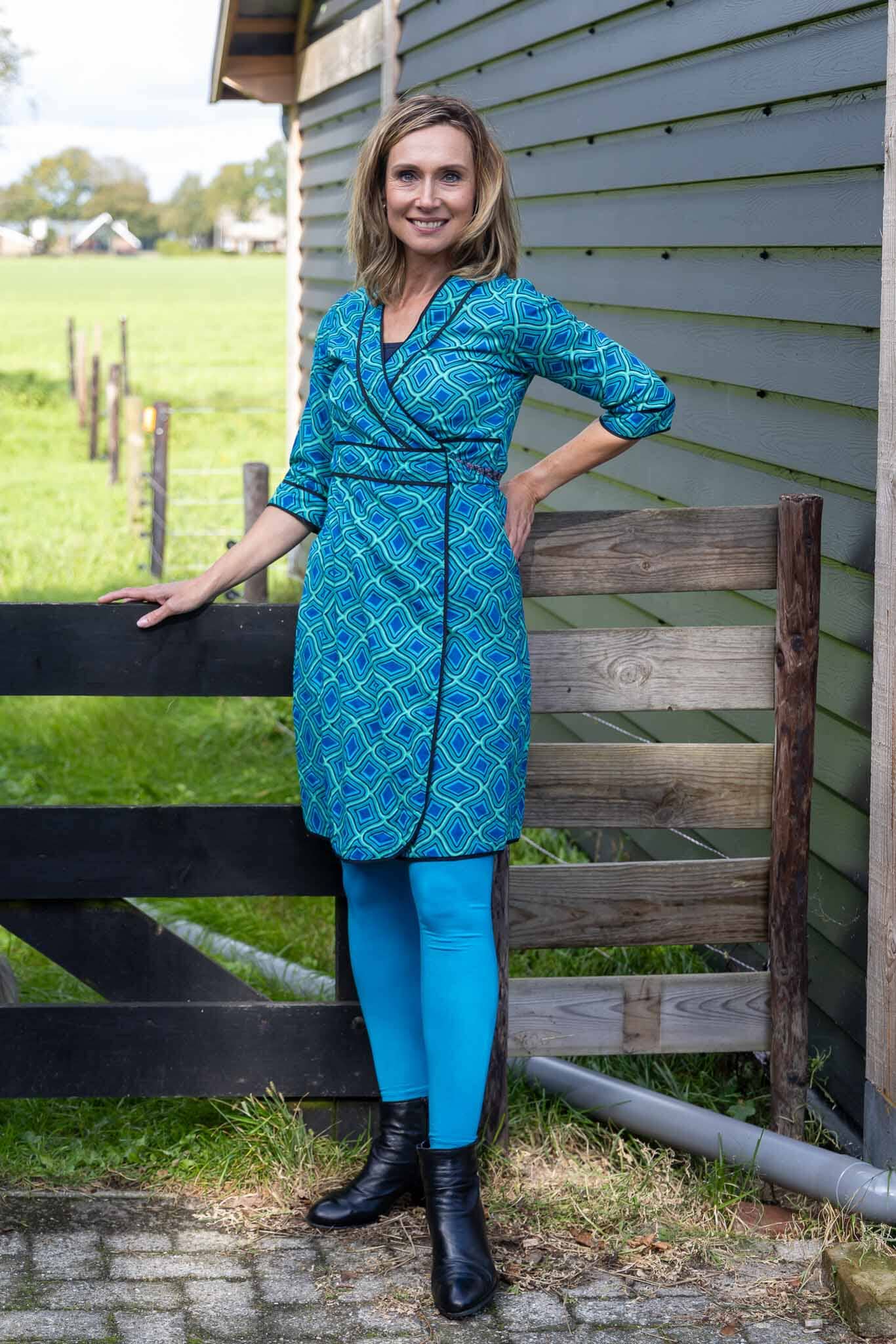 Wende-Wickelkleid aus 100% Baumwolle doppelseitige Retro-Blumen