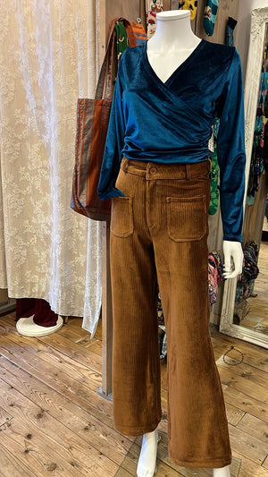 Corduroy velvet pants- velvet touch - casual & chique pants Tantilly 