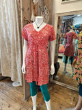Mary jurkje van rayon – Zwierig, Luchtig & Beperkt Beschikbaar 🌸 Scotch red Every day dress Tantilly 