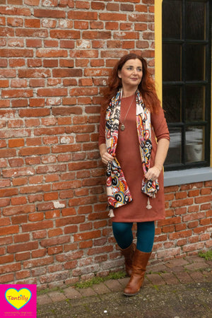 Set aanbieding Suedine jurk, sjaal en legging voor 5 dames totaal!