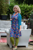 Zoe dress- travelstof/viscose mix- purple explosion Made by tantilly tantilly 