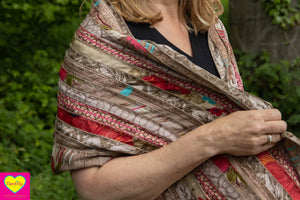 Gerecyclede zijden stroken sjaals van Tantilly- beige/rood