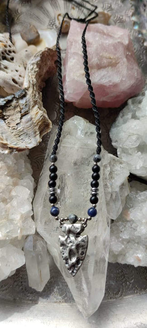 Handmade Macramé Necklace - silver arrow black onyx