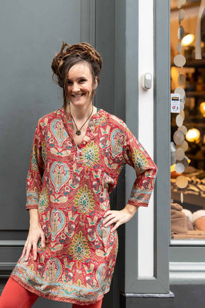Retro tuniek jurk - made by Tantilly - red retro paisley zijdemix