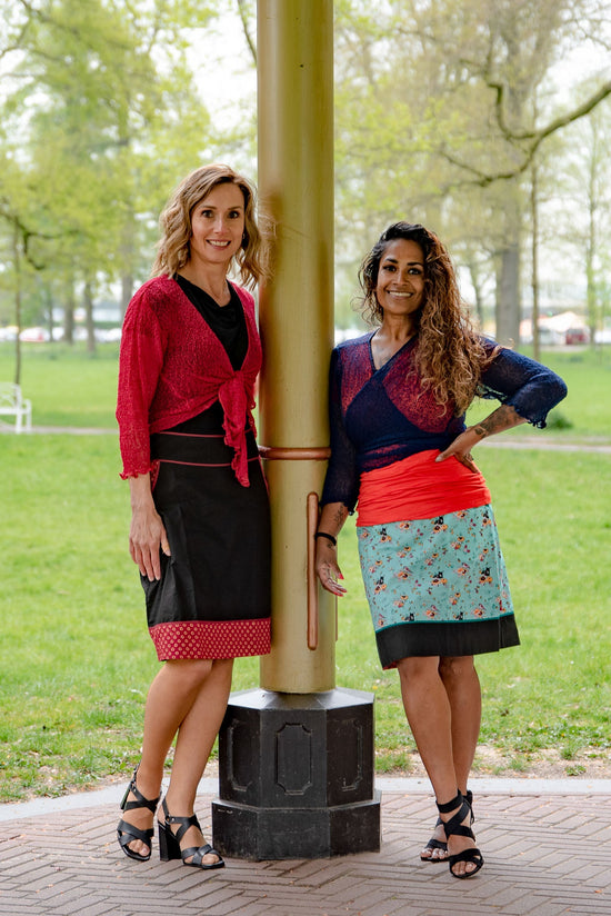 Poppy reversible cotton skirt made by Tantilly- red flower of life