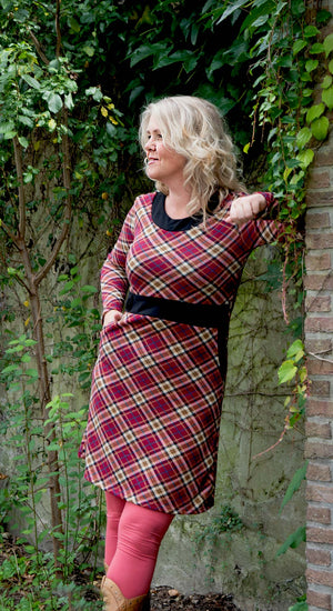 Peggy winter jurk- retro ruiten liefde- warme stof- gemaakt door Tantilly